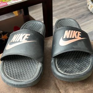Nike slides